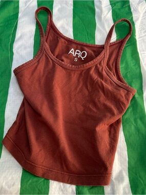 ARQ cropped tank size small rusty brown